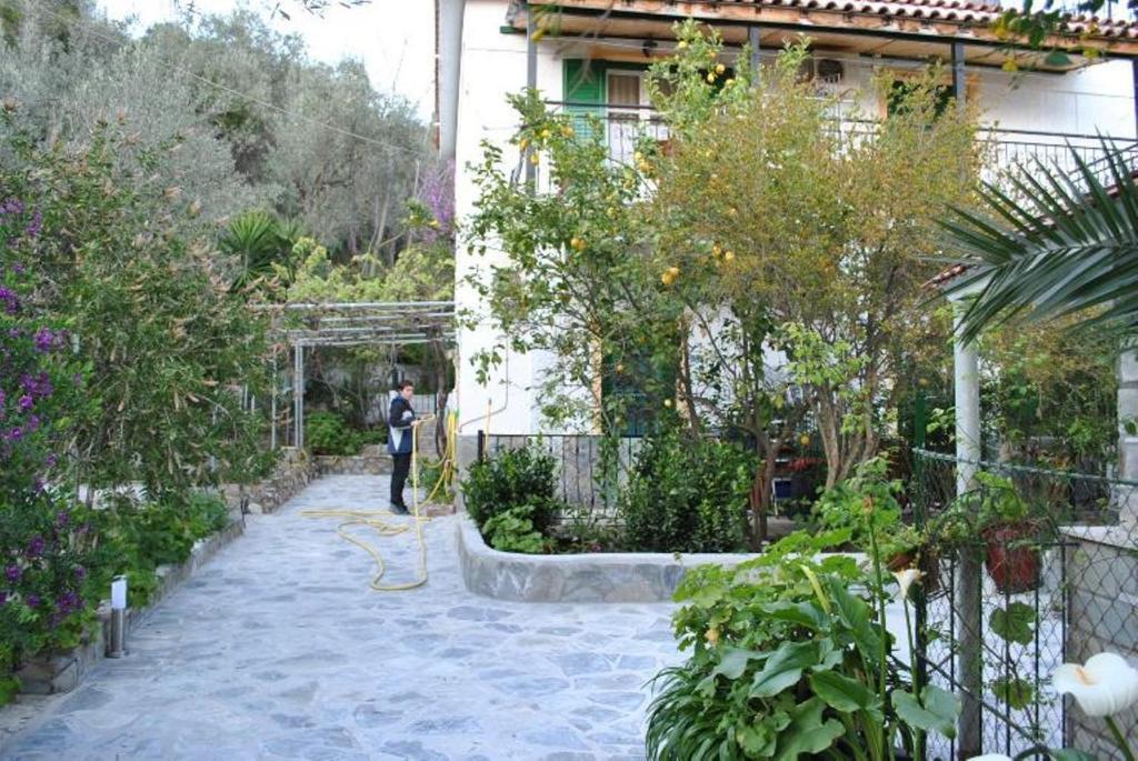 Stelios Studios Megali Ammos  Luaran gambar